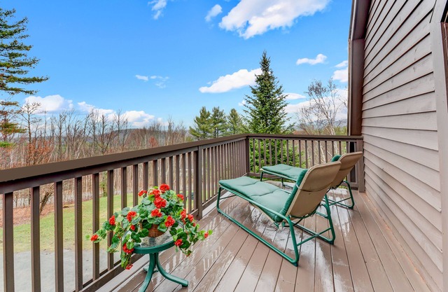 White Mountain Barn GuestHouse w/Views!
