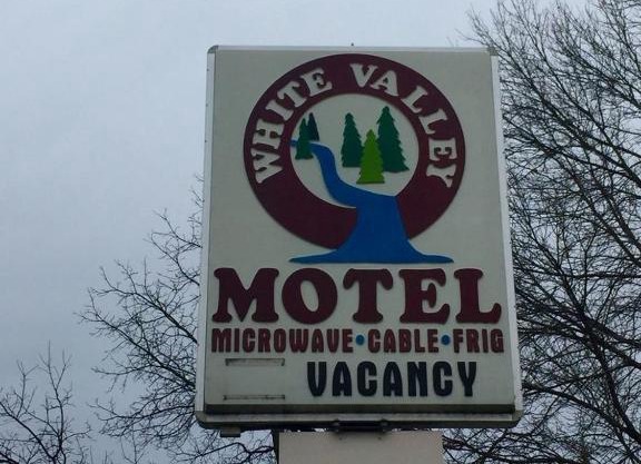 White Valley Motel