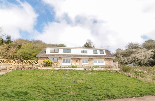 WHITEADDER BANK, pet friendly, with open fire in Berwick-Upon-Tweed