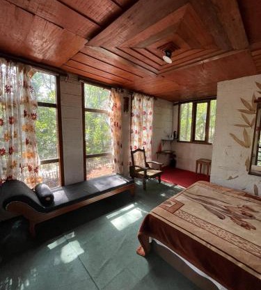 Whitetea Estatehouse