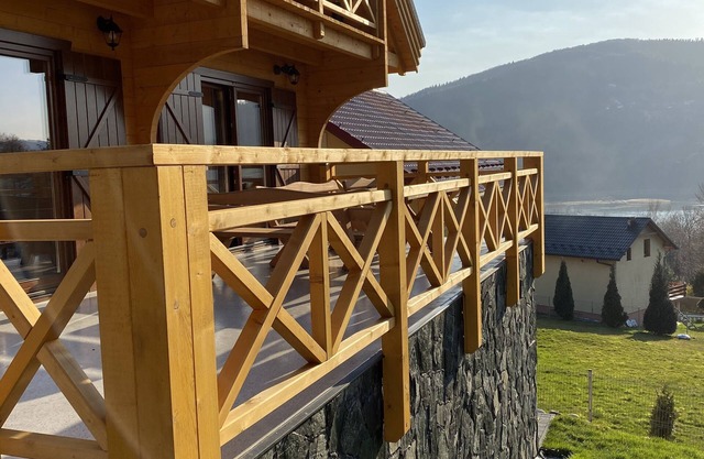 Willa Pensjonat Bajka na Górze Żar z jacuzzi, sauną i salą gier