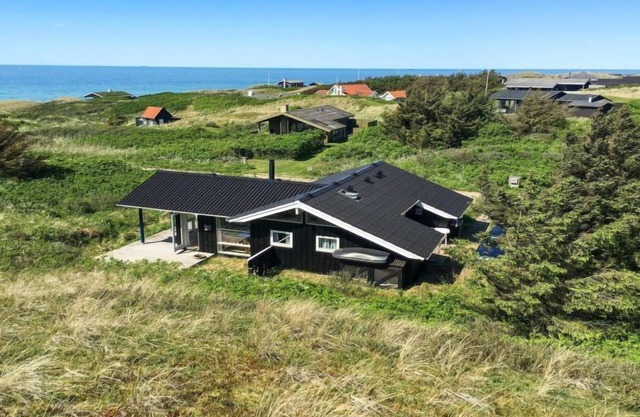 "Wilma" - 400m from the sea by Interhome