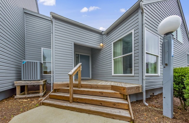 Windjammer Villas Condo in Fairfield Harbour-recreational amenities included!