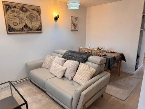 Windsor & Legoland Stay, Slough & Free Parking - Berkshire