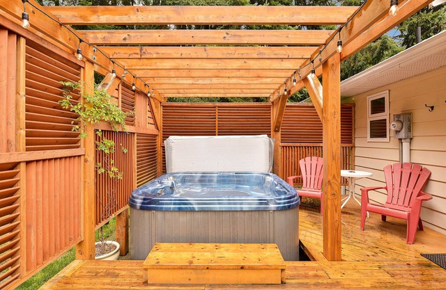 Wine Country 3 Bedroom Rancher In The Spectacular Cowichan Valley