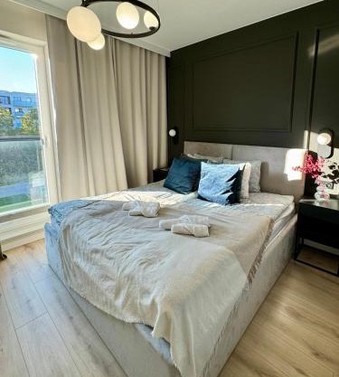 Wings&Dreams Apartments - Atlas Arena, ZOO, lotnisko, parking, winda, balkon
