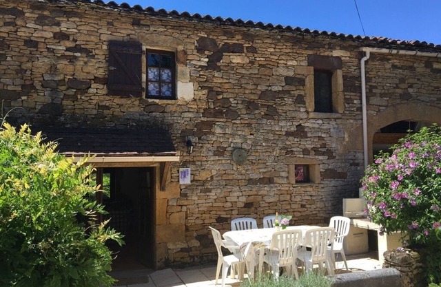 Wisteria 4* - Quiet and relaxing cottage in a courtyard, perfect for families