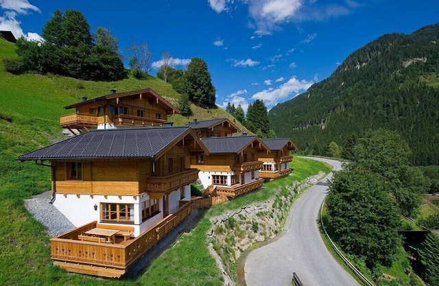 With a lot of love built cabin chalets in a prime location!