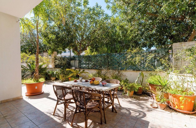 With a terrace in the centre of Otranto - Apartment Laura
