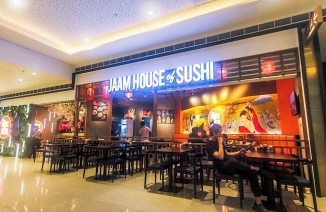 Witty Weekend Retreat: Quirky Cozy Makati Swim Gym