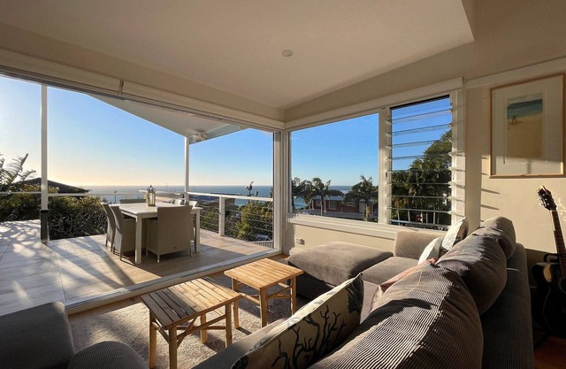 Wombarra Blue Coastal Holiday Home