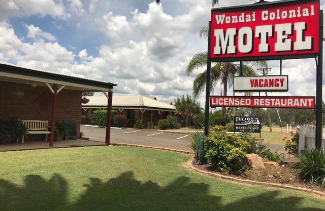 Wondai Colonial Motel & Ivory's Restaurant