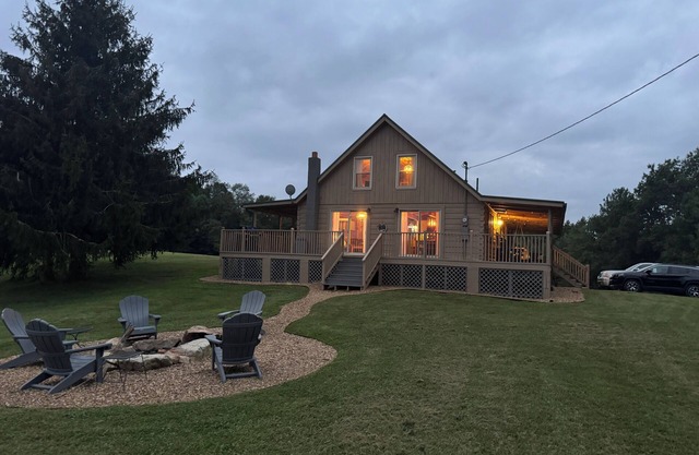 Wonderful 4-bedroom cabin in Grayson County
