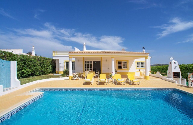 Wonderful private villa for 6 guests with WIFI, private pool, A/C, TV and terrace