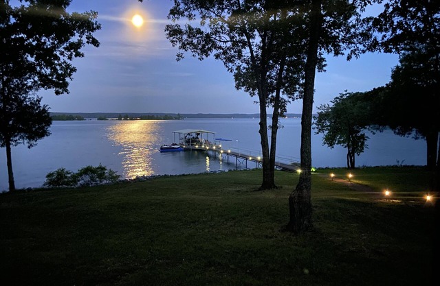 Wonderful Retreat On KY Lake ~ Amazing Views ~ Year Round Water ~ Private Dock