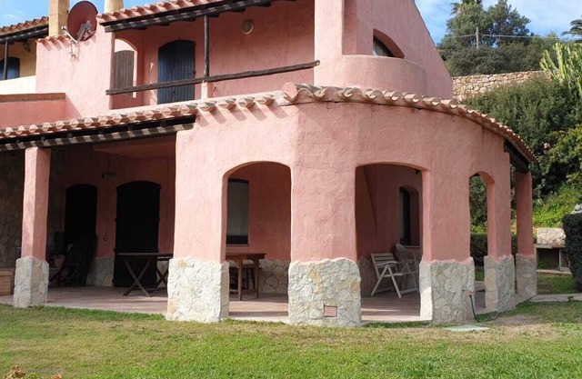 Wonderfull caposchiera villa with garden