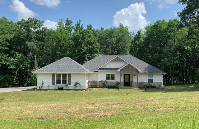 Wooded Retreat Near Lake Bob Sandlin