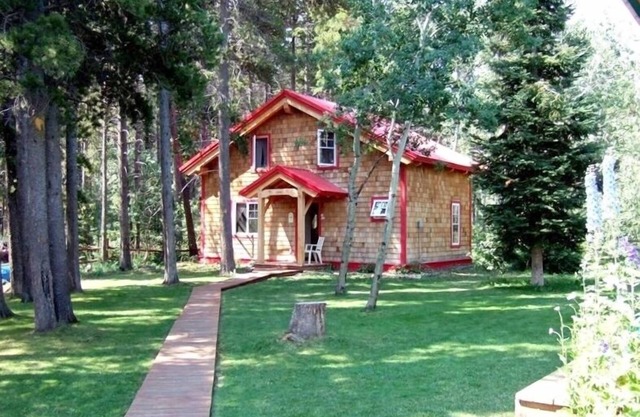 Wooden guest cottage