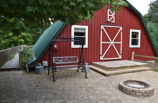 Woodland view-Hitchin' Post