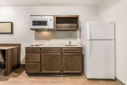 WoodSpring Suites Charlotte - University Research Park