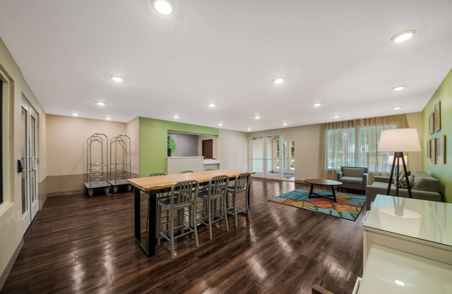 WoodSpring Suites Inverness