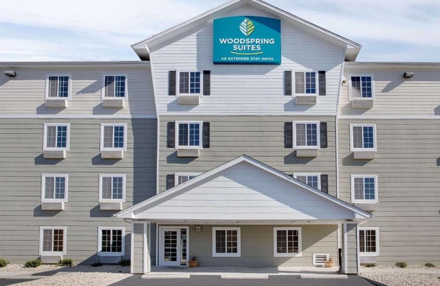 WoodSpring Suites Richmond Colonial Heights Fort Gregg-Adams