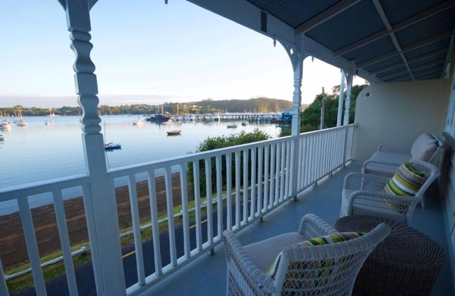 Wow Idyllic restful beach front accommodation
