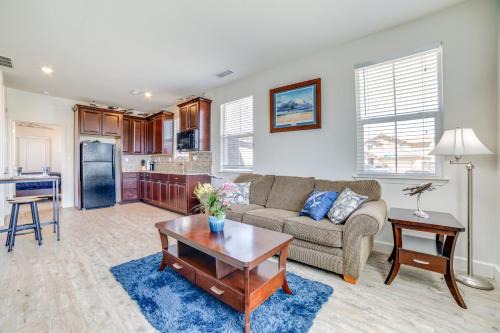 WWII Aviation-Themed Apt in Sparks Near Parks!