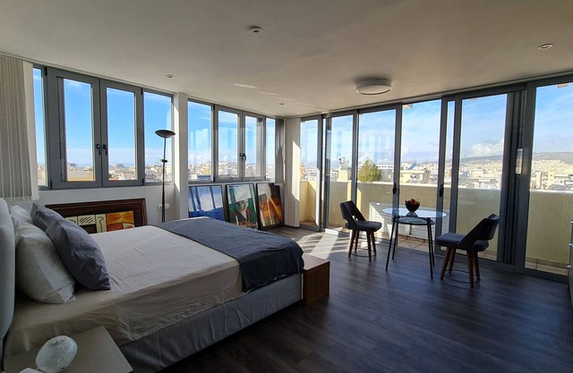 Xenophon Suite at National Opera SNFCC Park