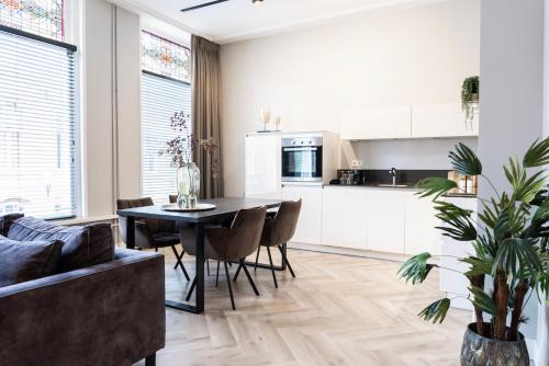 Xxl Loft With Bath Located Stadsvilla