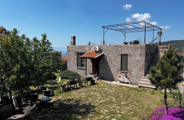 Yıldızlar Evi - Doğayla iç içe Taş Ev