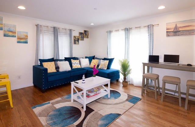 Yachtsman's Cove! Features 3 Levels Living Space in Freeport, NY