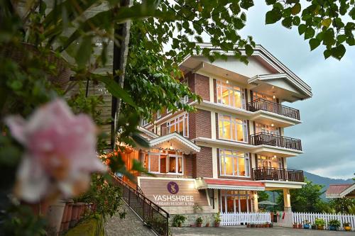 Yashshree Karbari Resort & Spa