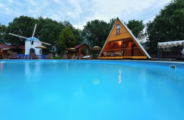 Yeldegirmeni Bungalow Hotel