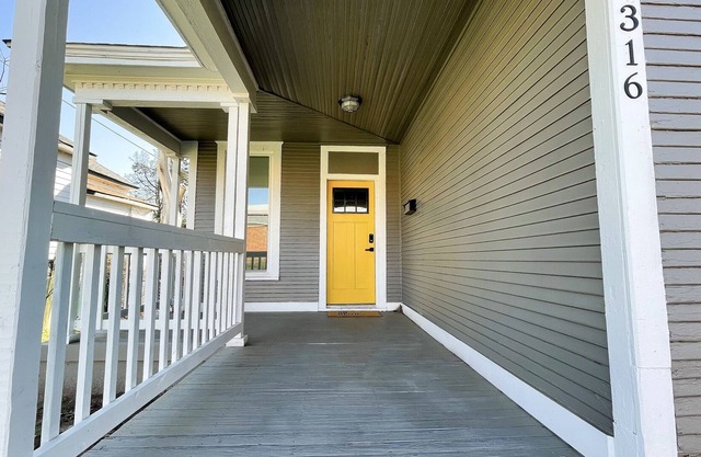 Yellow Door Retreat | Modern Luxury Denison Home!