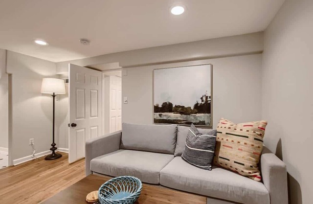 York by Modern Midstay/3 Blocks to Cheesman #NYB
