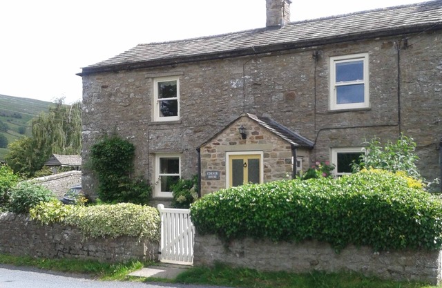 Yorkshire Dales Stone Cottage. Wonderful Location for Walking in Swaledale
