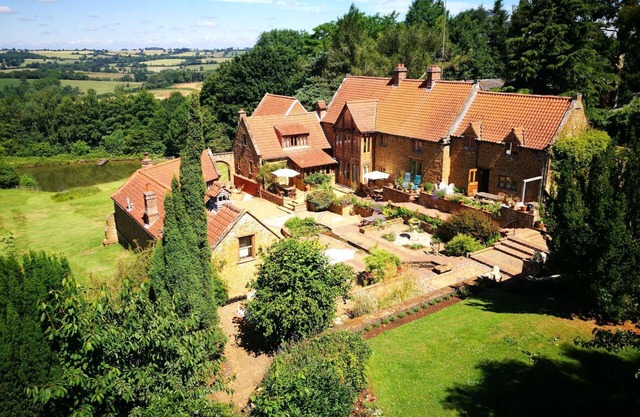 Your gateway to the Cotswolds