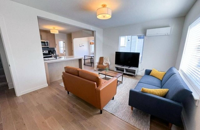 Your home away from home near Pittock Mansion!