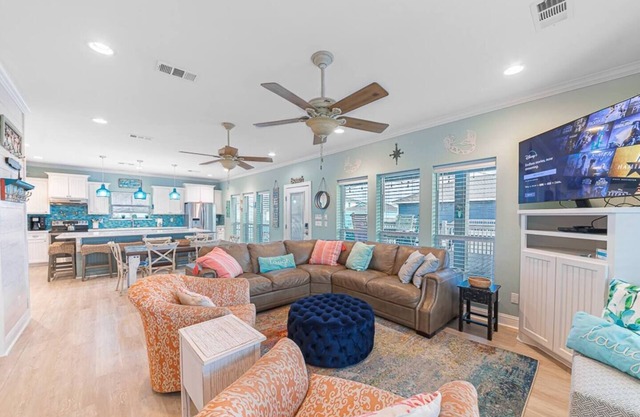 Your Summer Getaway! Entire House!
