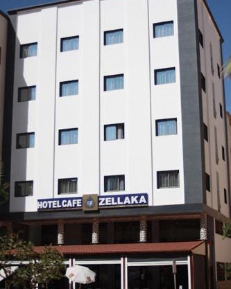 ZELLAKA hôtel & café