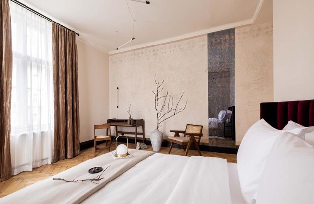 Zola Hotel - Palais de Bohème Adults Only