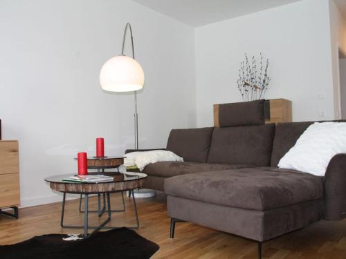 Zum großen Zernsee am Hafen