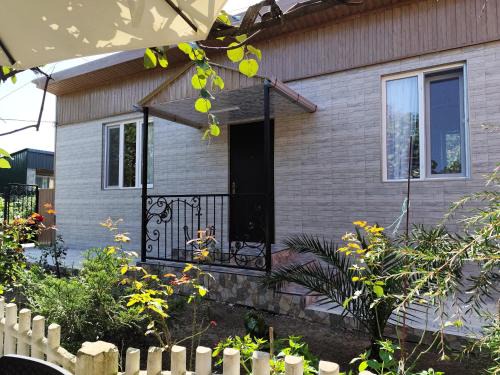 zveno house