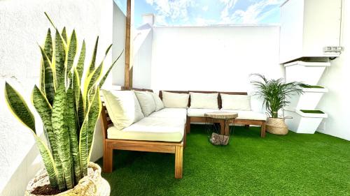 ZZ-Family House on the Beach by Deihu Experiences