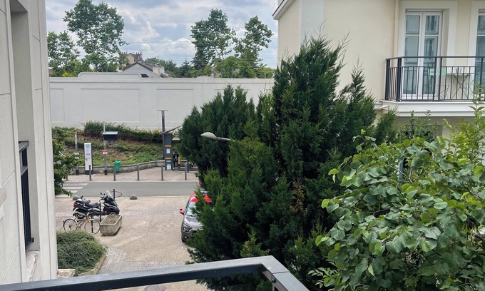 Deuil-la-Barre Apartment | à une Minute du RER ! Appartement Proche de Paris