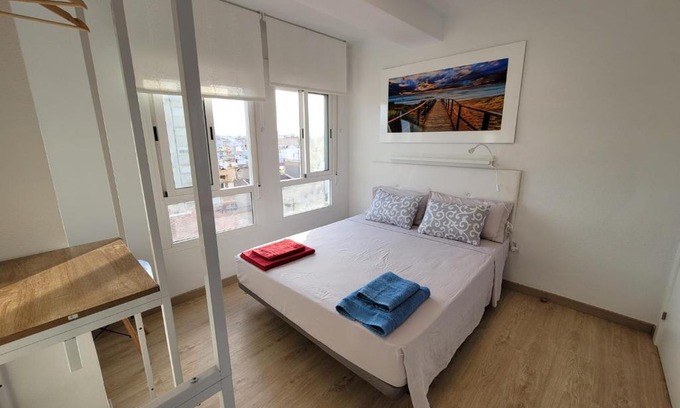 Alcantarilla Apartment | ÁTICO octava planta cerca de Murcia con vistas a la sierra.