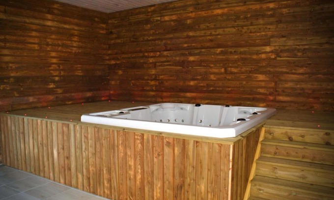 Bonneveau House | Écolo gîte et SPA familial de l'impasse