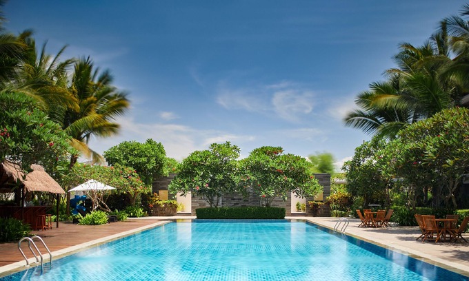 Banyuwangi Hotel | éL Hotel Royale Banyuwangi