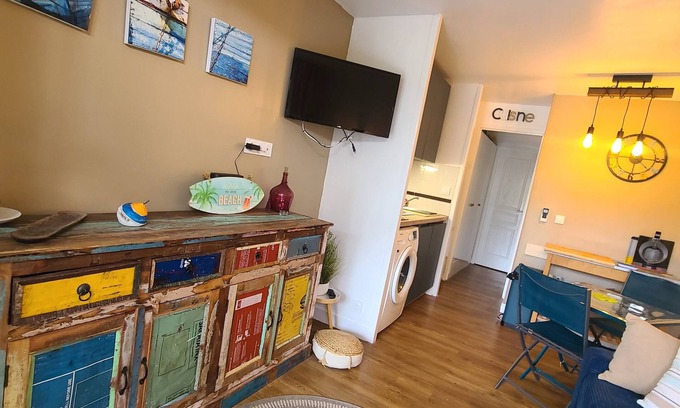 Agay Apartment | Évasion Nature à Cap Esterel - Garden, Sea & Golf in comfort